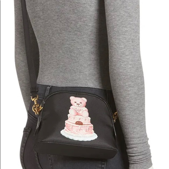 Authentic MOSCHINO leather/texture Teddy Cake zip Crosby - Picture 9 of 16